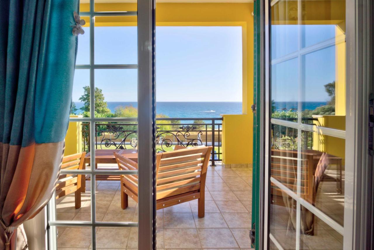 Skidi Beach house Ágios Matthaíos Exteriér fotografie
