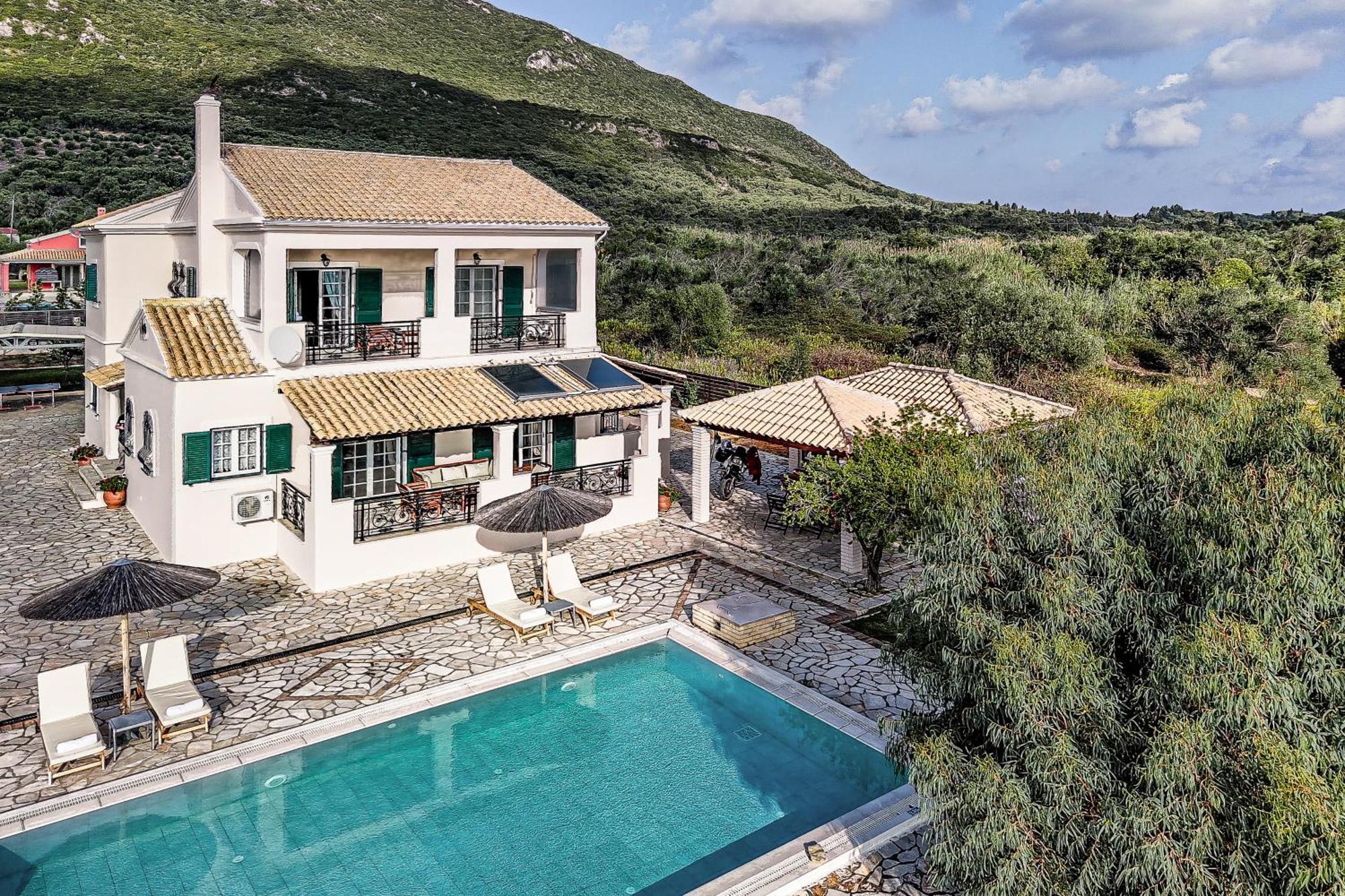 Skidi Beach house Ágios Matthaíos Exteriér fotografie